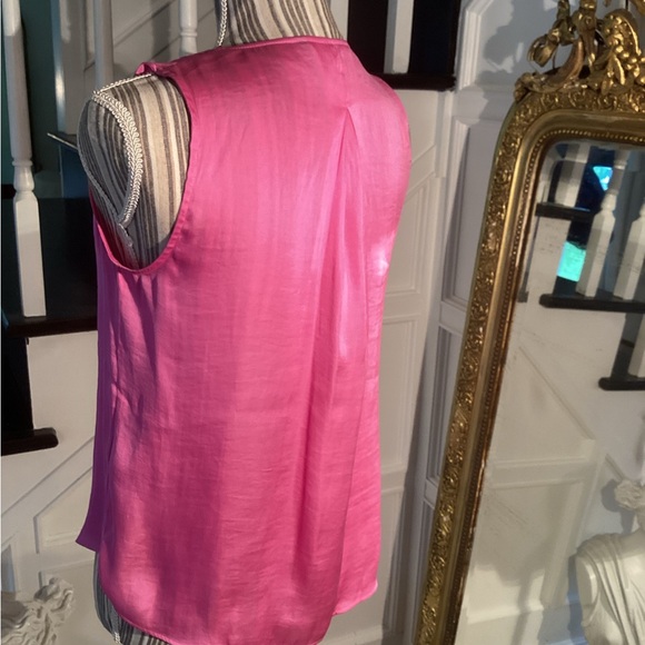 Banana Republic hot pink satin top - Picture 2 of 3